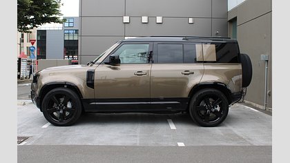Defender 110 2
