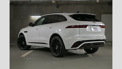 F-Pace 6