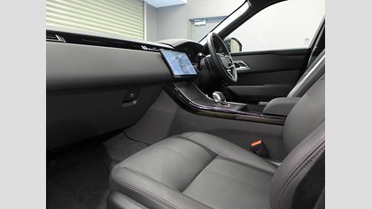Range Rover Velar 21