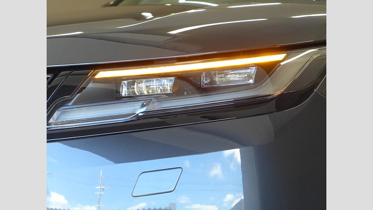 2024 認定中古車 Land Rover Range Rover Velar カルパチアングレイ D200マイルドハイブリッド（ディーゼル） スタンダードホイールベース Dynamic SE