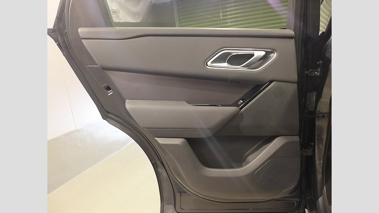 2024 認定中古車 Land Rover Range Rover Velar カルパチアングレイ D200マイルドハイブリッド（ディーゼル） スタンダードホイールベース Dynamic SE