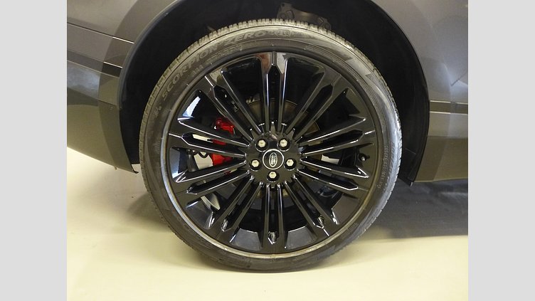 2024 認定中古車 Land Rover Range Rover Velar カルパチアングレイ D200マイルドハイブリッド（ディーゼル） スタンダードホイールベース Dynamic SE