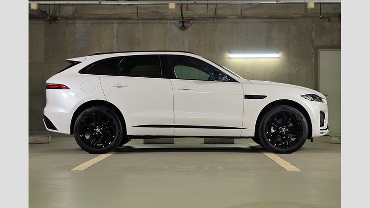 2025 認定中古車 Jaguar F-Pace オストゥーニパールホワイト D204 AWD（オートマチック）MHEV R-DYNAMIC SE