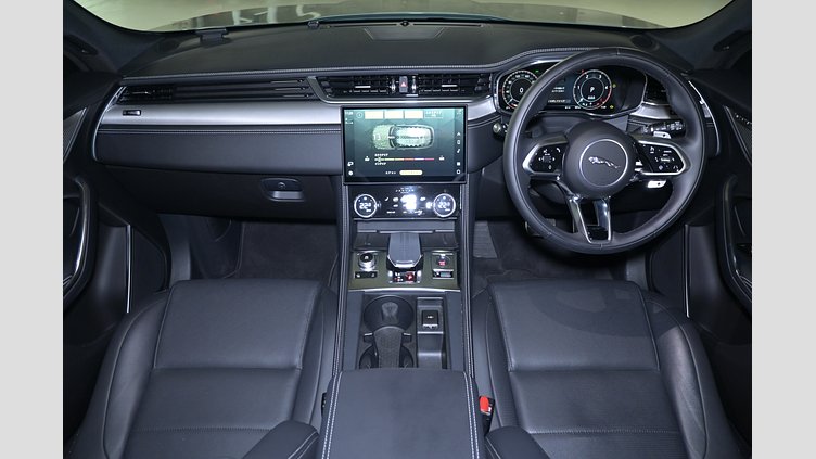 2025 認定中古車 Jaguar F-Pace オストゥーニパールホワイト D204 AWD（オートマチック）MHEV R-DYNAMIC SE
