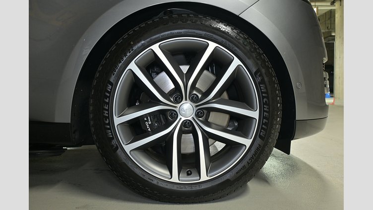 2024 認定中古車 Land Rover Range Rover アイガーグレイ P550 AWD PHEV（AT） スタンダードホイールベース Autobiography
