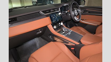 F-Pace 20
