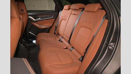 F-Pace 4