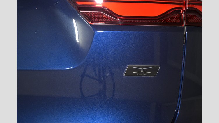 2025 認定中古車 Jaguar F-Pace ポルトフィーノブルー D200 ディーゼル マイルドハイブリッド R-DYNAMIC SE