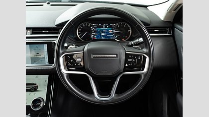 Range Rover Velar 17