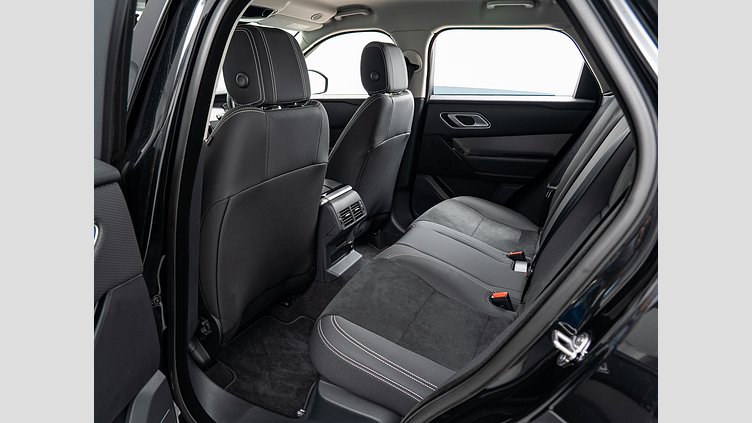 2021 認定中古車 Land Rover Range Rover Velar Santorini Black 2.0 litre i4D​ ベースグレード　200PS　コイルサスペンション