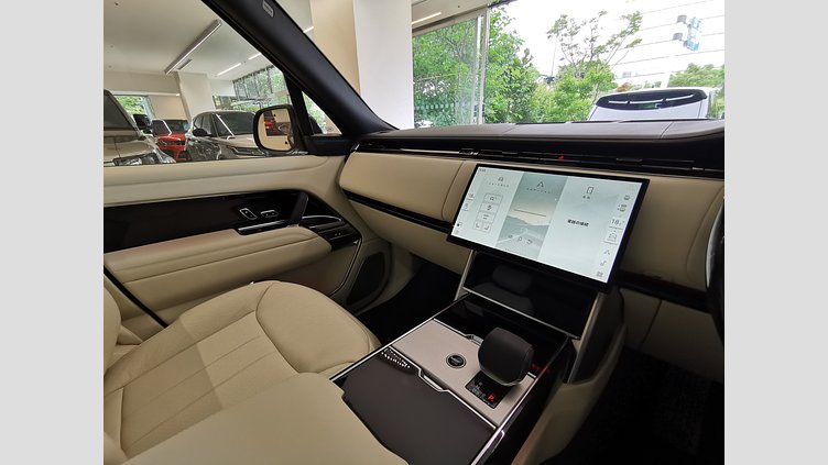 2024 認定中古車 Land Rover Range Rover ヴァレジネブルー D350 AWD MHEV（AT） スタンダードホイールベース Autobiography