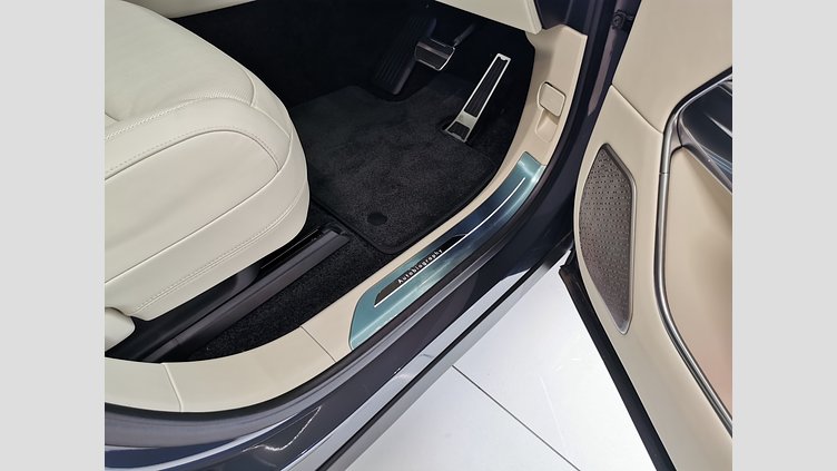 2024 認定中古車 Land Rover Range Rover ヴァレジネブルー D350 AWD MHEV（AT） スタンダードホイールベース Autobiography