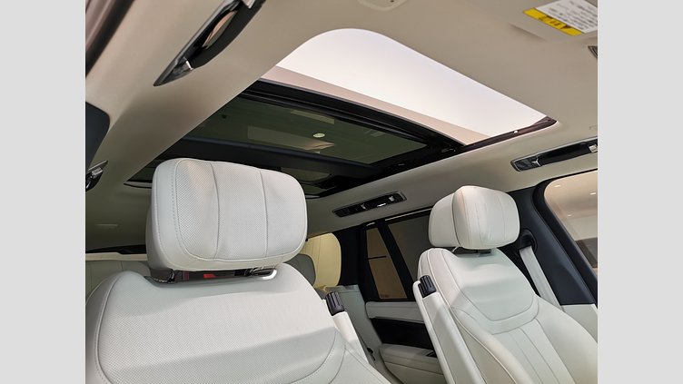 2024 認定中古車 Land Rover Range Rover ヴァレジネブルー D350 AWD MHEV（AT） スタンダードホイールベース Autobiography