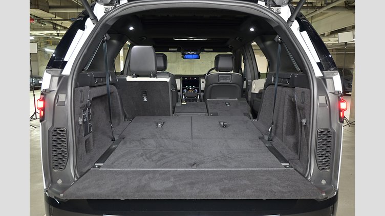 2023 認定中古車 Land Rover Discovery Fuji White 3.0 litre i6D​ R-Dynamic HSE D300
