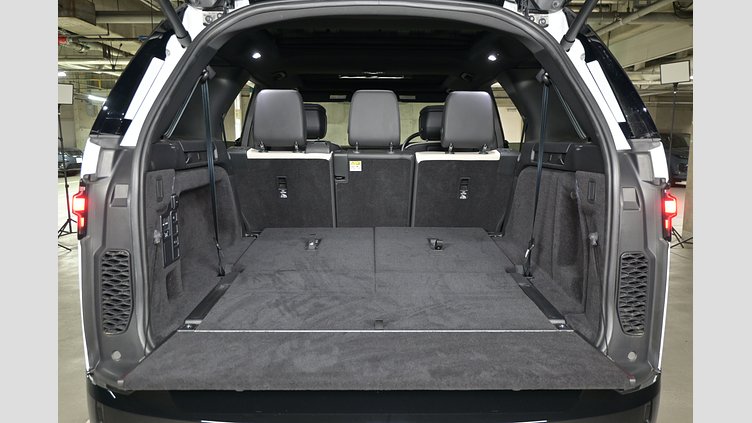 2023 認定中古車 Land Rover Discovery Fuji White 3.0 litre i6D​ R-Dynamic HSE D300