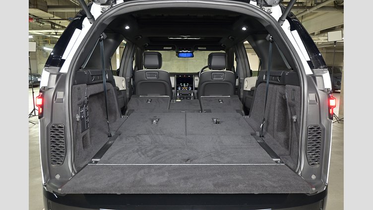 2023 認定中古車 Land Rover Discovery Fuji White 3.0 litre i6D​ R-Dynamic HSE D300