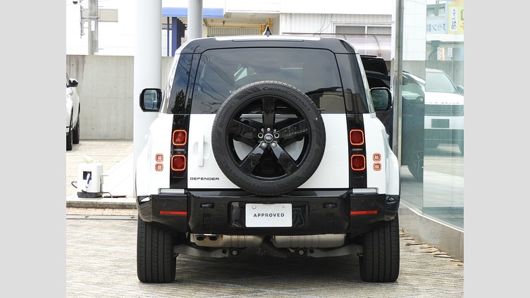 2024 認定中古車 Land Rover Defender 90 フジホワイト D350 ディーゼルマイルドハイブリッド X-Dynamic HSE