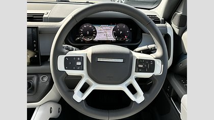 Defender 90 19