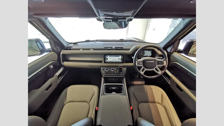 2023 認定中古車 Land Rover Defender 110 パンゲアグリーン D300 AWD（AT） X-DYNAMIC SE