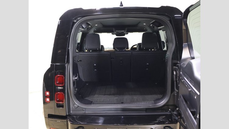 2024 認定中古車 Land Rover Defender 110 サントリーニブラック D300 AWD（AT） X-DYNAMIC HSE