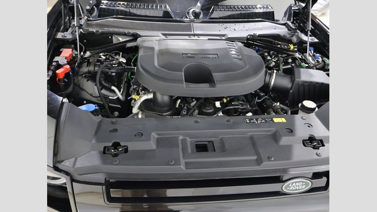 2024 認定中古車 Land Rover Defender 110 サントリーニブラック D300 AWD（AT） X-DYNAMIC HSE