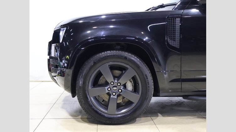 2024 認定中古車 Land Rover Defender 110 サントリーニブラック D300 AWD（AT） X-DYNAMIC HSE