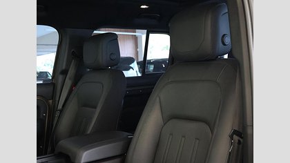 Defender 110 28