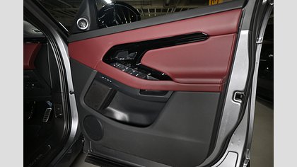 Range Rover Evoque 29