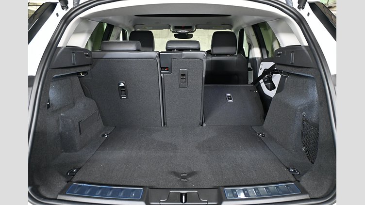 2023 認定中古車 Land Rover Range Rover Evoque フジホワイト D200マイルドハイブリッド（ディーゼル） スタンダードホイールベース DYNAMIC SE