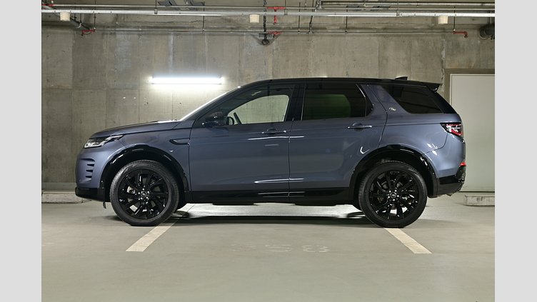 2024 認定中古車 Land Rover Discovery Sport ヴァレジネブルー D200マイルドハイブリッド（ディーゼル） 標準ホイール DYNAMIC SE