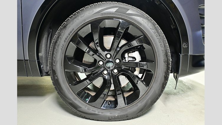 2024 認定中古車 Land Rover Discovery Sport ヴァレジネブルー D200マイルドハイブリッド（ディーゼル） 標準ホイール DYNAMIC SE