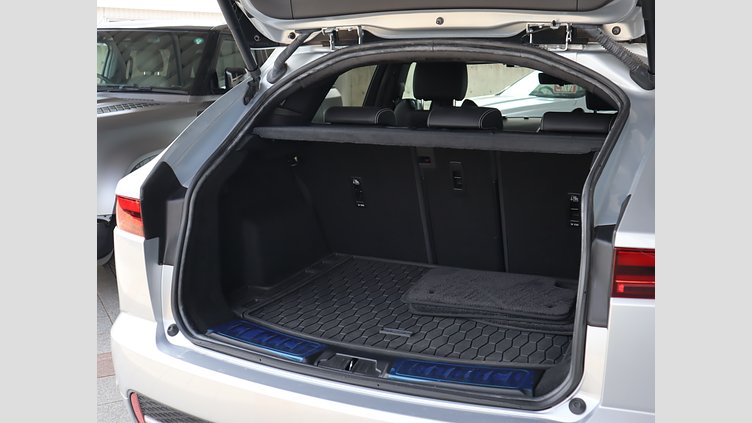 2021 認定中古車 Jaguar E-Pace Hakuba Silver 2.0 litre i4D​ R-Dynamic S