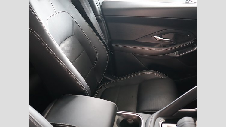 2021 認定中古車 Jaguar E-Pace Hakuba Silver 2.0 litre i4D​ R-Dynamic S