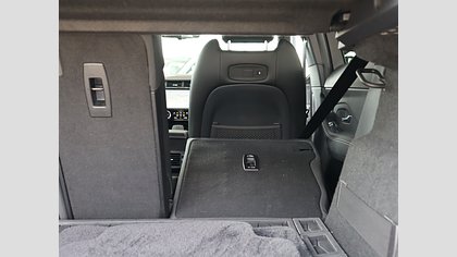 E-Pace 40