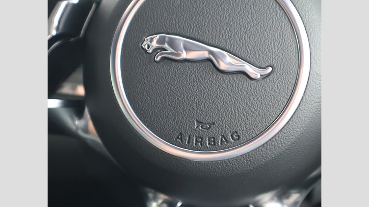 2021 認定中古車 Jaguar E-Pace Hakuba Silver 2.0 litre i4D​ R-Dynamic S