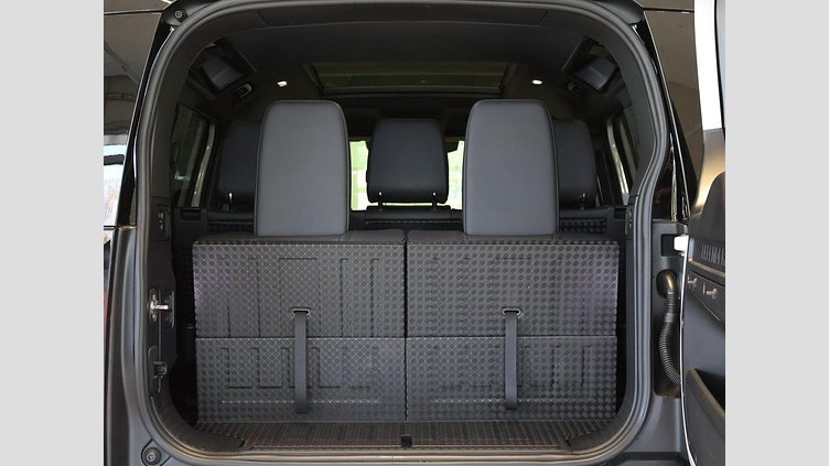 2025 Approved Land Rover Defender 110 Fuji White D350 D350 X-Dynamic HSE