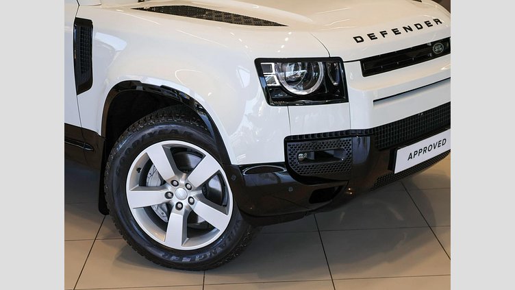 2025 Approved Land Rover Defender 110 Fuji White D350 D350 X-Dynamic HSE