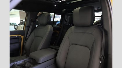 Defender 110 35