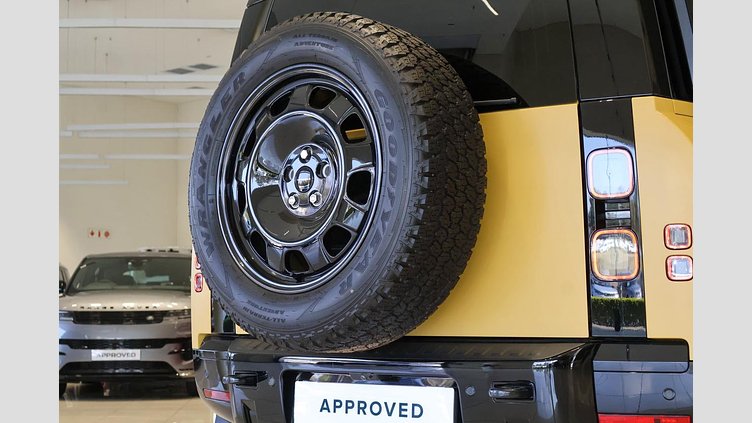 2026 Approved Land Rover Defender 110 Deep Sandglow Yellow D350 D350 Trophy Edition 1