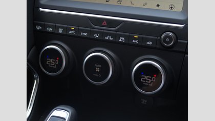 E-Pace 6