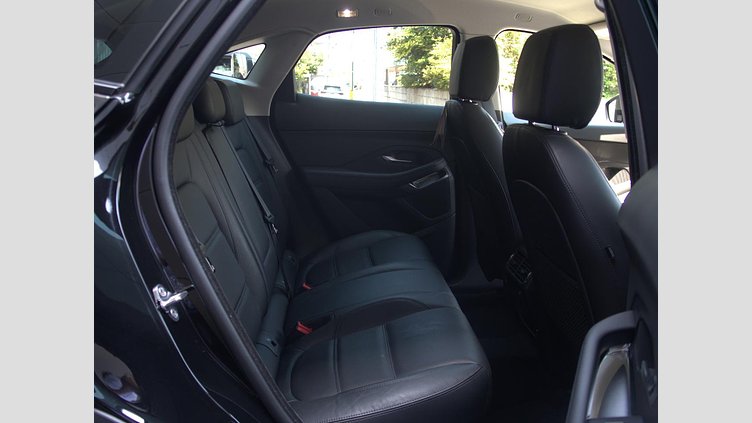 2019 認定中古車 Jaguar E-Pace サントリーニブラック D180 オートマチック全輪駆動 S