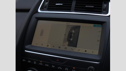 E-Pace 59