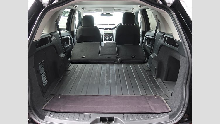 2019 認定中古車 Land Rover Discovery Sport サントリーニブラック D180 AWD（オートマチック） 標準ホイールベース ディスカバリー スポーツ