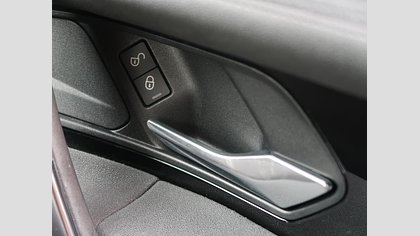 Discovery Sport 7