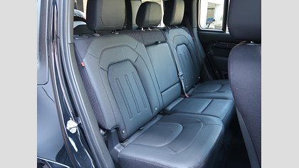 Defender 110 57