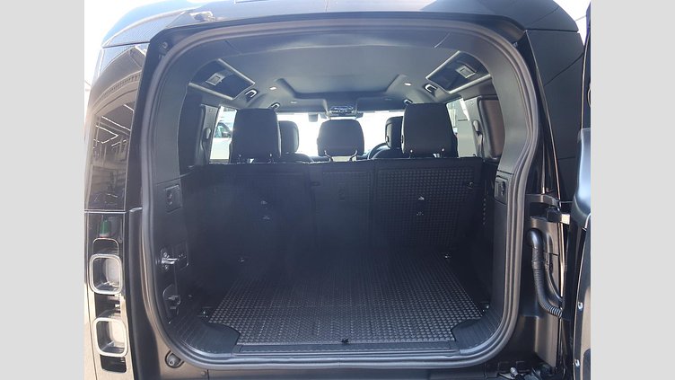 2022 認定中古車 Land Rover Defender 110 サントリーニブラック D300 AWD（AT） X