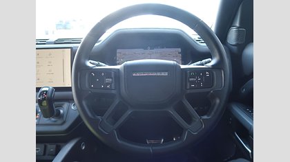 Defender 110 8