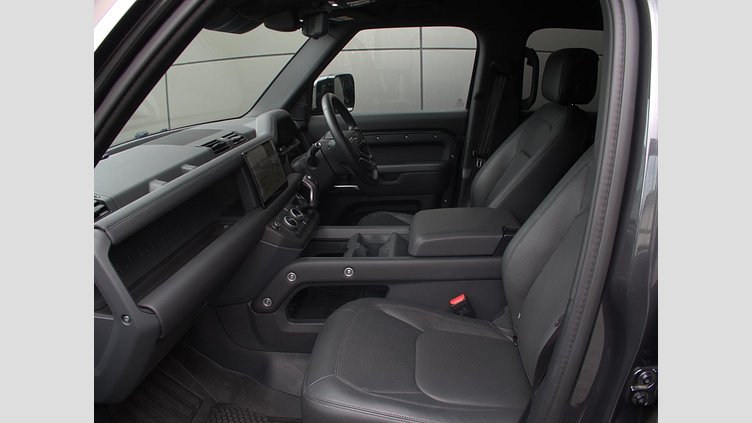 2024 認定中古車 Land Rover Defender 110 カルパチアングレイ D350 ディーゼルマイルドハイブリッド X-Dynamic HSE
