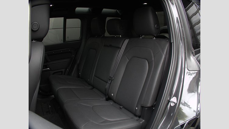 2024 認定中古車 Land Rover Defender 110 カルパチアングレイ D350 ディーゼルマイルドハイブリッド X-Dynamic HSE