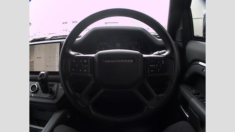2024 認定中古車 Land Rover Defender 110 カルパチアングレイ D350 ディーゼルマイルドハイブリッド X-Dynamic HSE